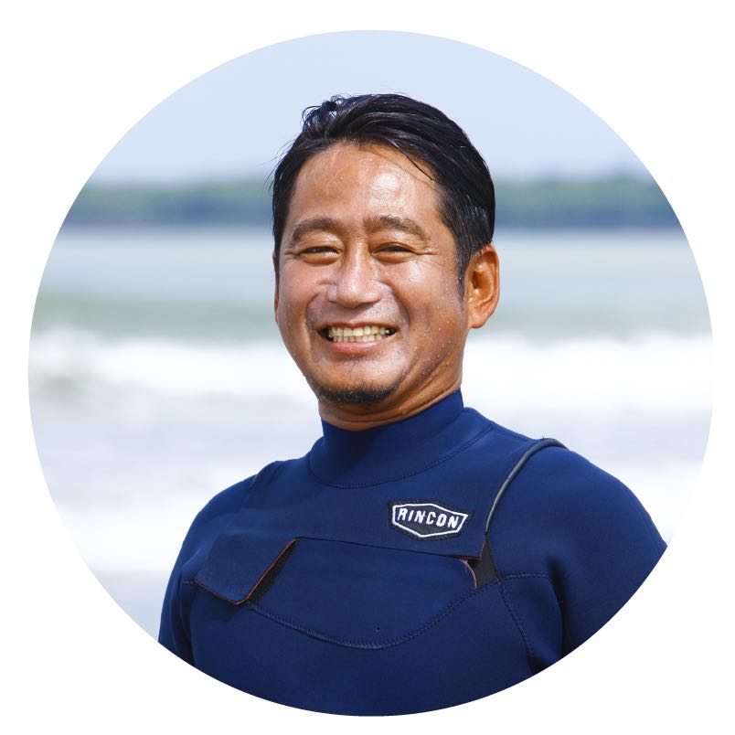 サーフィンインストラクター画像